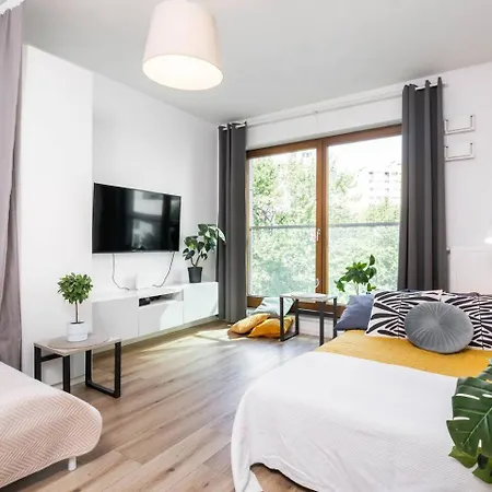 Riverside Port Praski * Varşova