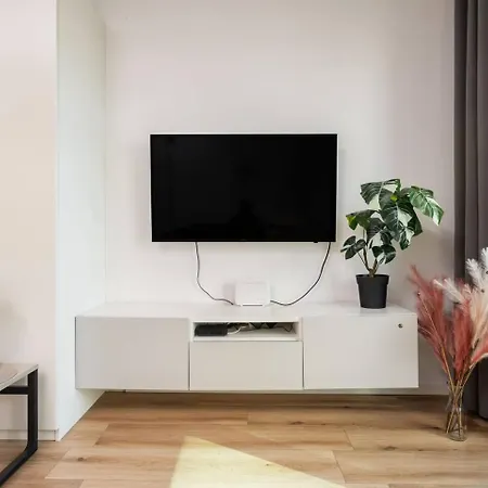 Apartment Riverside Port Praski