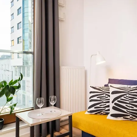 Riverside Port Praski *