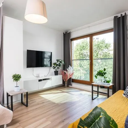 Riverside Port Praski Varşova